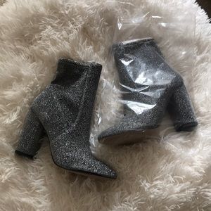 Broken Leg = No more booties for me :(